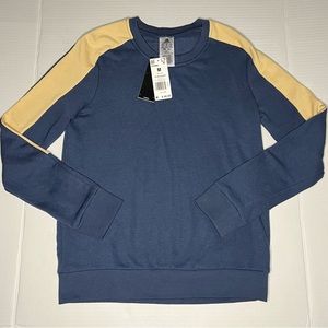 Adidas Womans Multi-Sport Crewneck Sweatshirt (Size M)